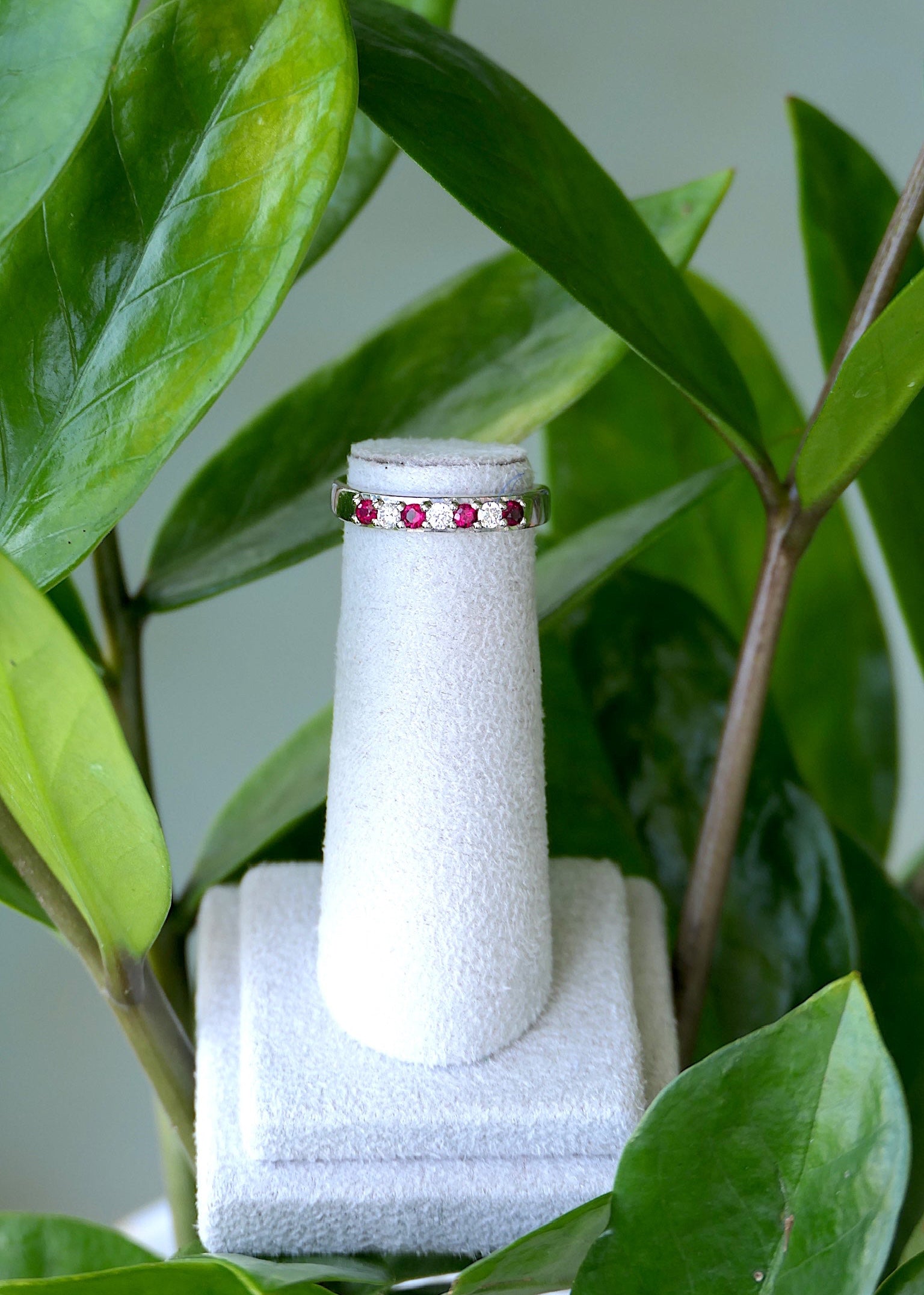 Halfline Knuckle Ring