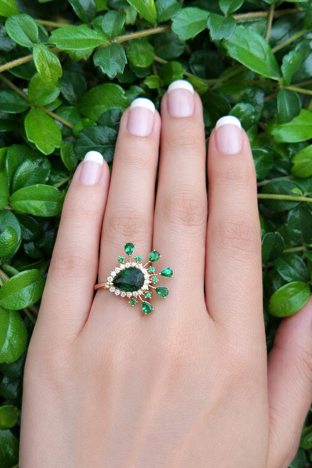 Anillo Halo Flor Verde
