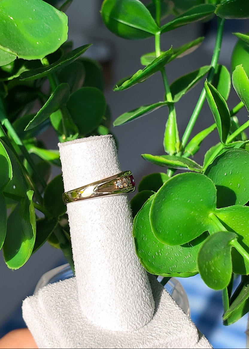 Anillo grueso con banda Horizon
