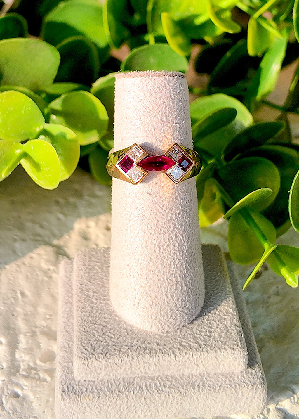 Navette Link Statement Ring