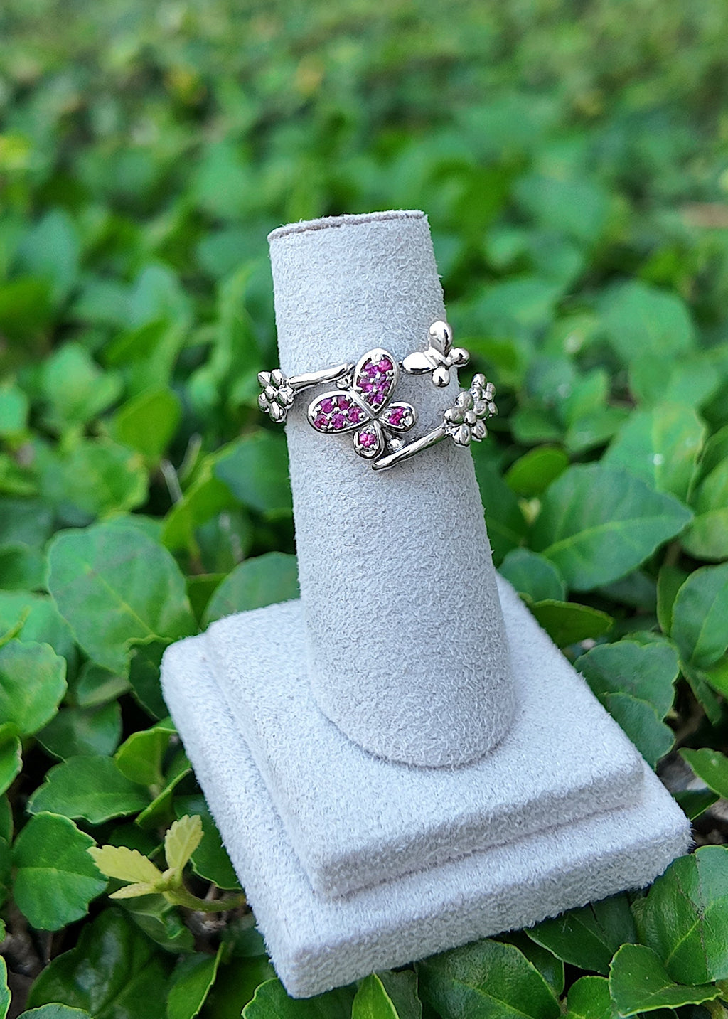 Reversible Butterfly Ring