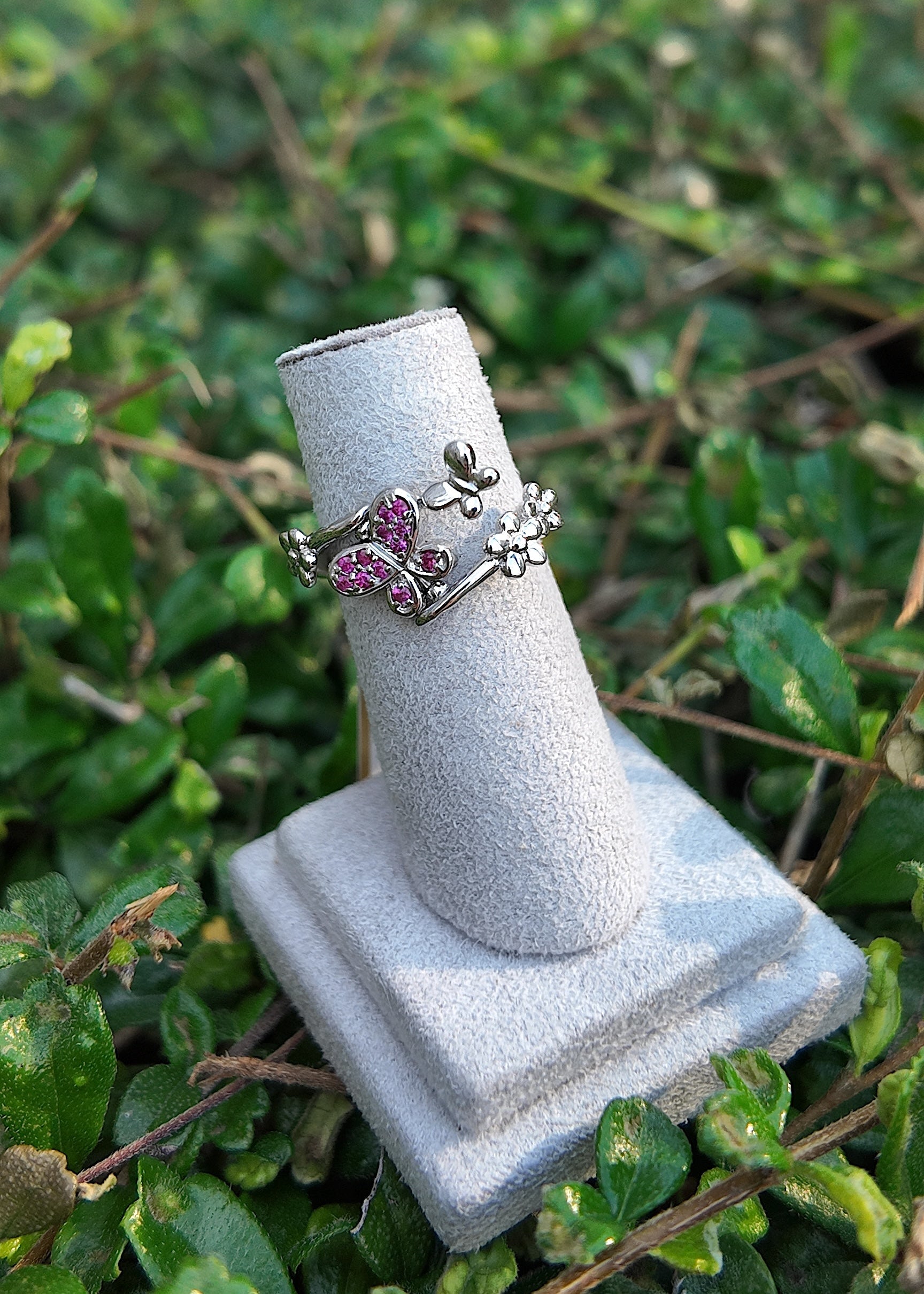 Reversible Butterfly Ring