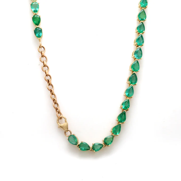 Emerald pear shape necklace