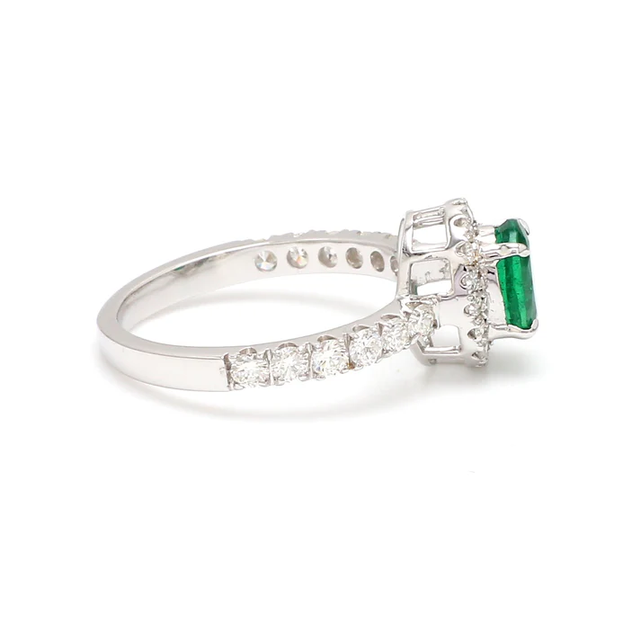 Emerald Oval Diamond Halo Ring