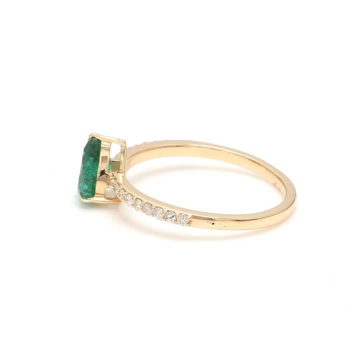 Emerald Pear Solitaire Diamond Ring