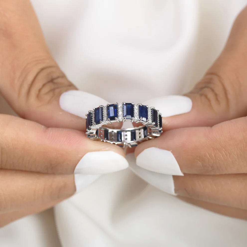 Blue Sapphire & Diamond Alternate Ring