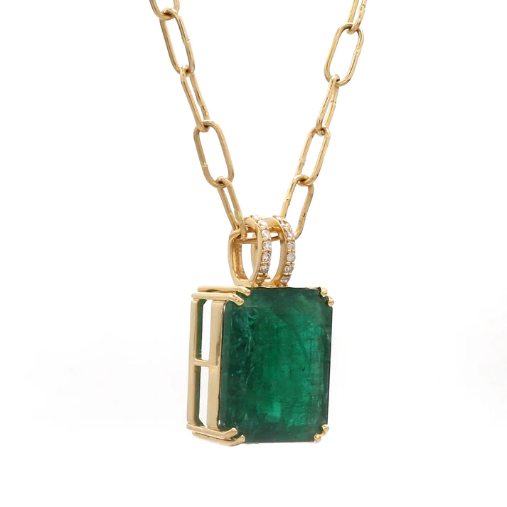 Emerald Big Solitaire Necklace